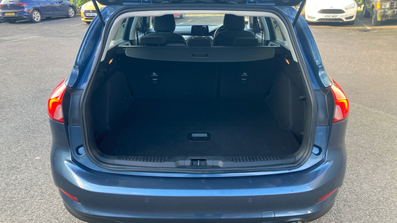 Ford Focus 1.5 EcoBoost 150 Titanium 5dr Auto Petrol Estate